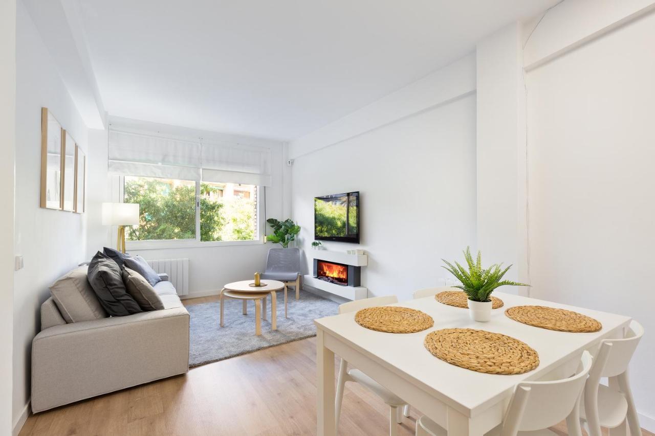 Suites Barcelona Park Gueell Exterior foto