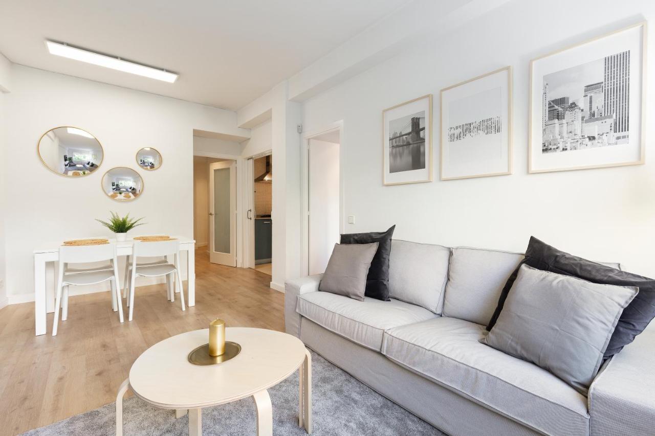 Suites Barcelona Park Gueell Exterior foto