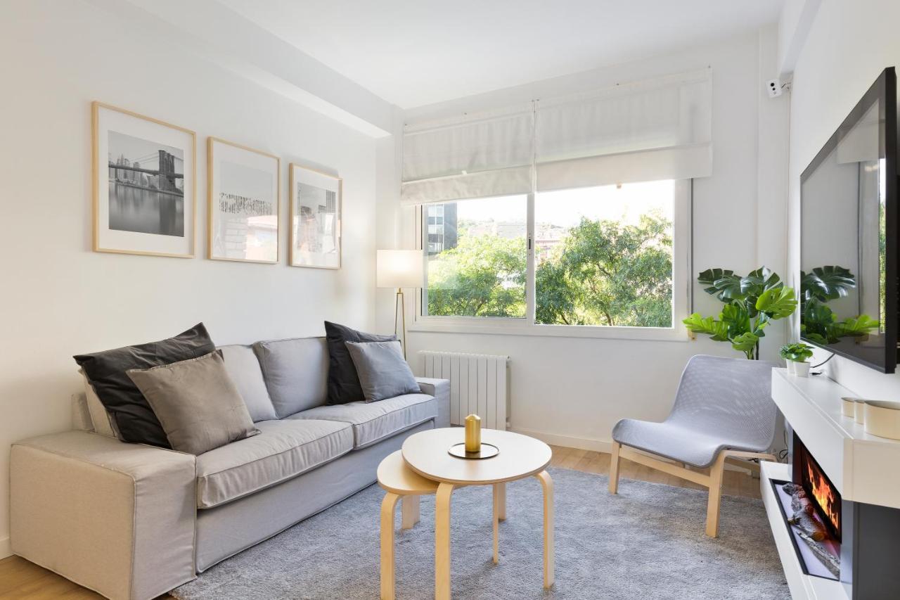 Suites Barcelona Park Gueell Exterior foto